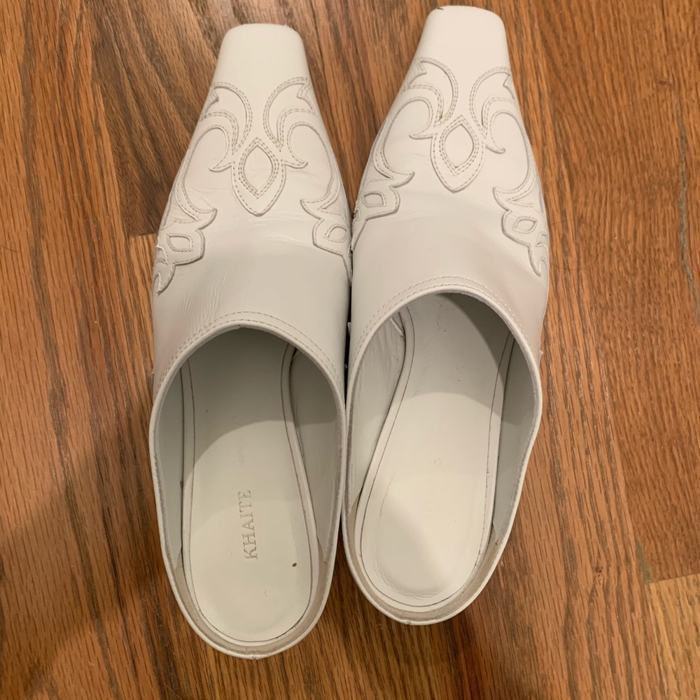 Khaite Madison Mule in white 36